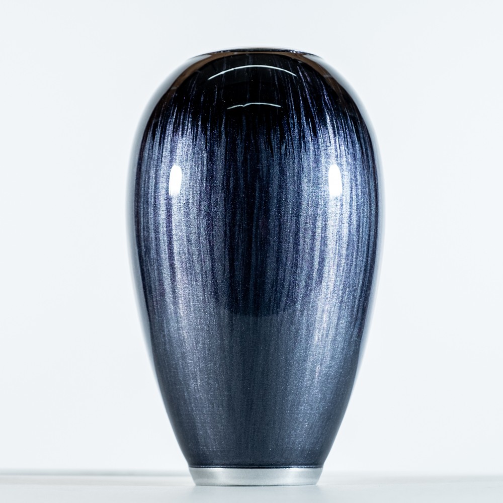 Tilnar Azeti Recycled Aluminium Vase 18cm