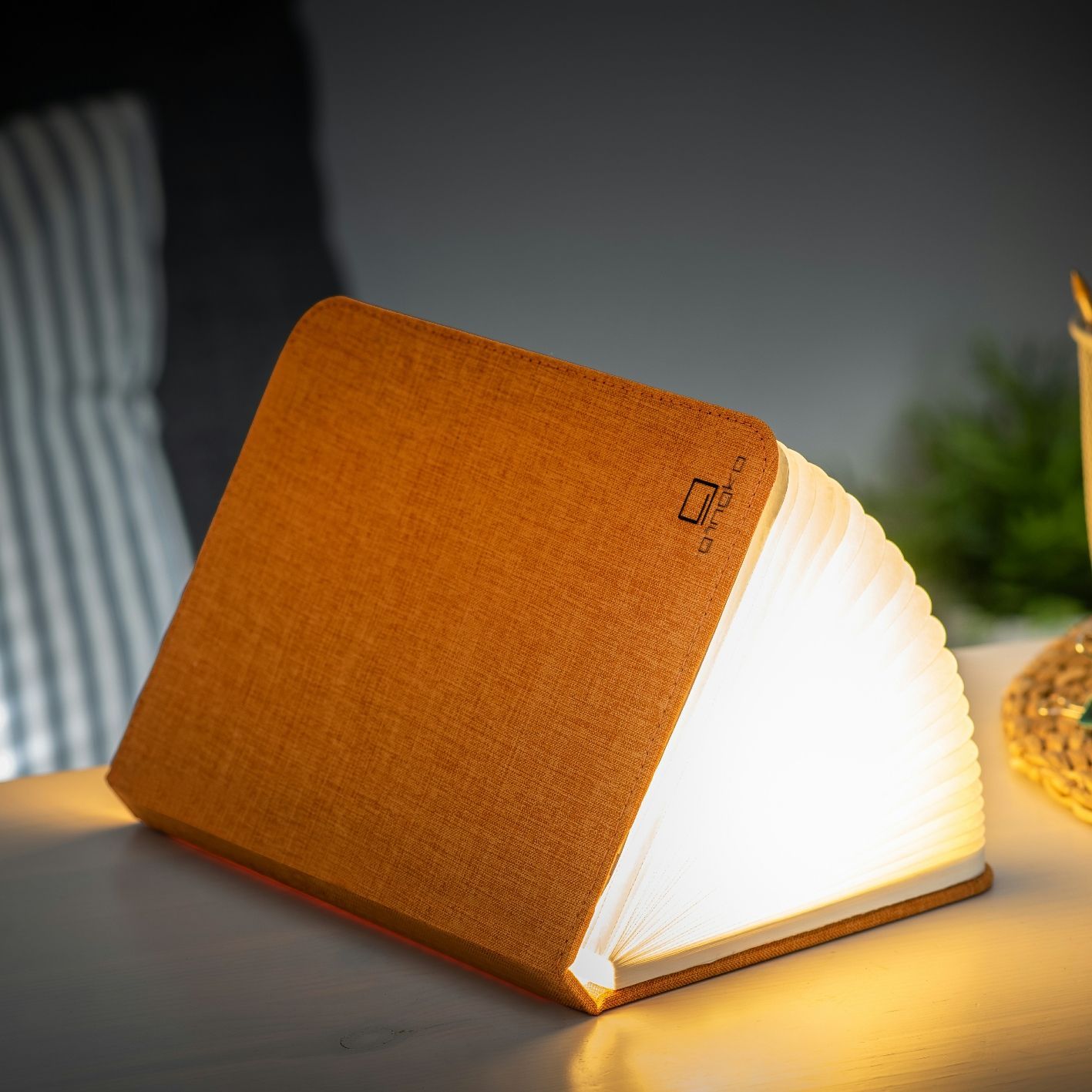 Gingko Smart Large Fabric Book Light